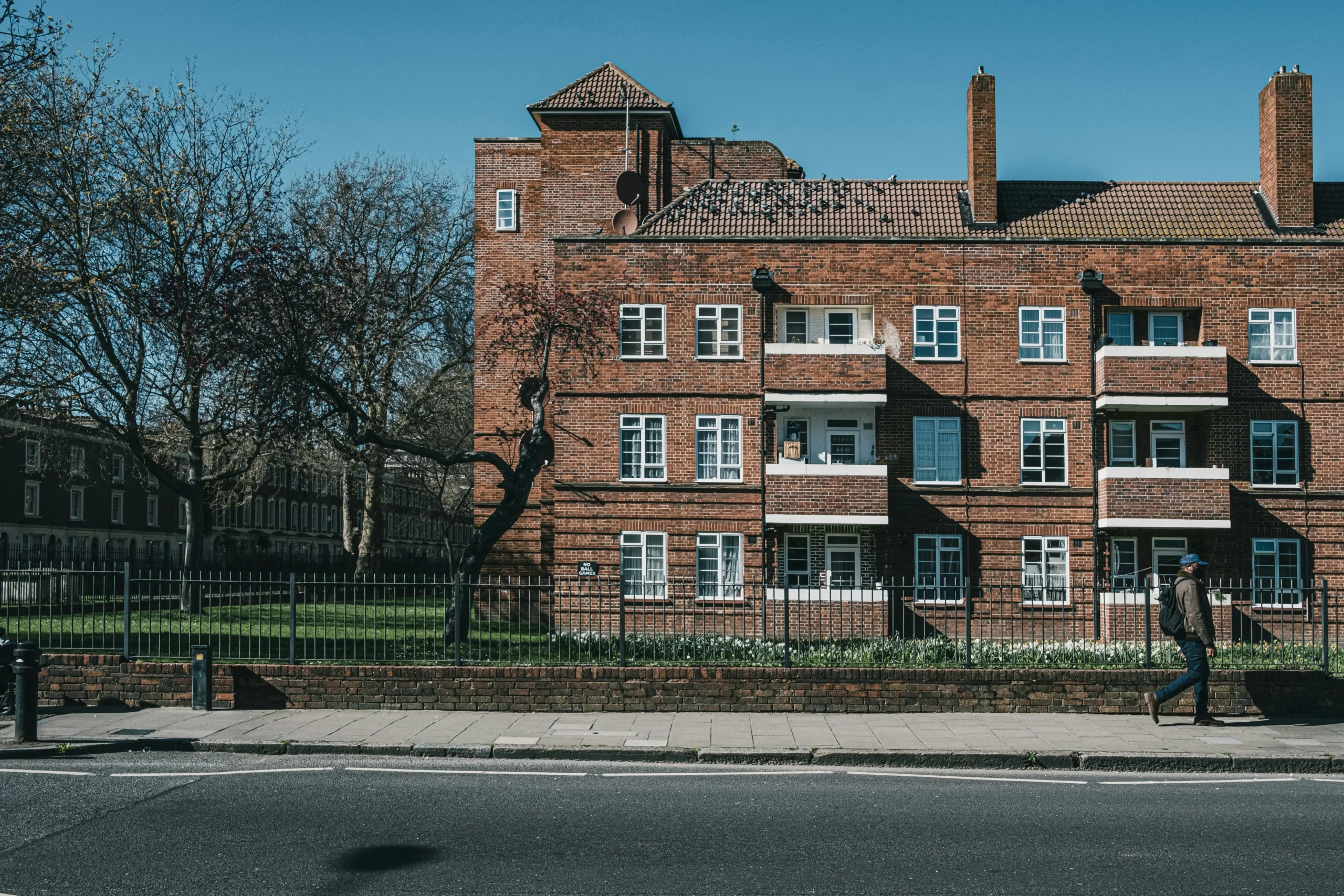 How Long Does It Take to Sell a House with No Chain in London? A Step-by-Step Timeline